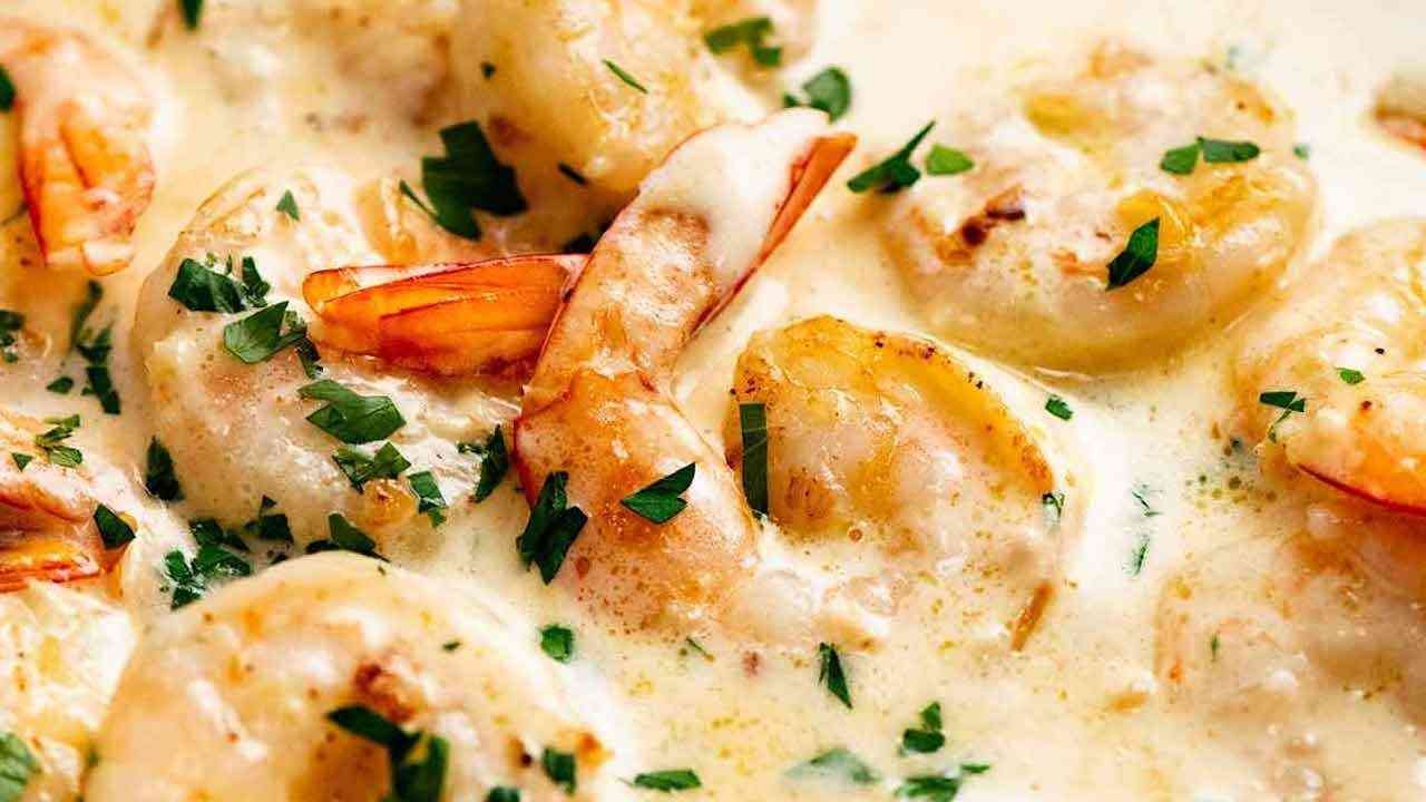 Creamy Garlic Prawns Thermomix Recipe - seafood